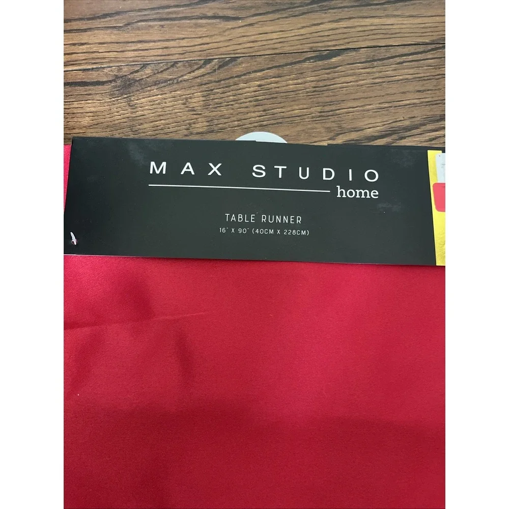 Max Studio Home Table Runner 16